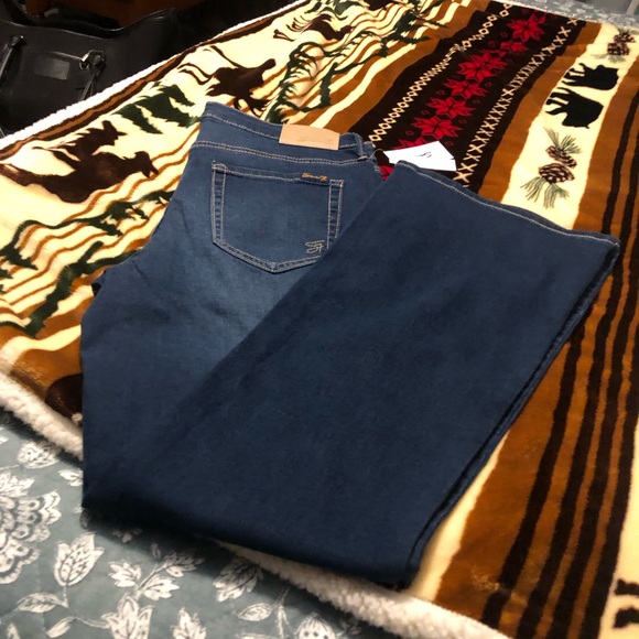 NWT Seven7 Ladies Slim Flare Jeans - Picture 6 of 12